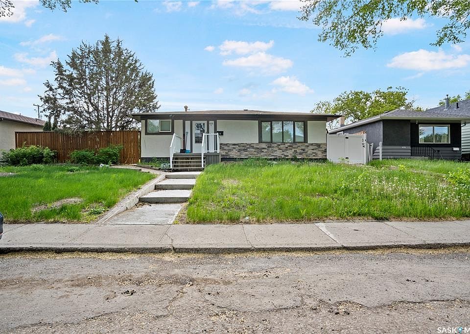 1st image of 428 Scarth STREET