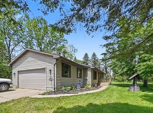 1691 N Michigan Rd, Eaton Rapids, MI 48827