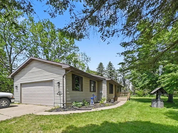 1691 N Michigan Rd, Eaton Rapids, MI 48827