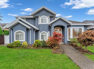 15949 108th Ave, Surrey, BC V4N1J6