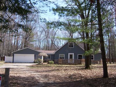 1155 Goldenrod Dr, Houghton Lake, MI, 48629