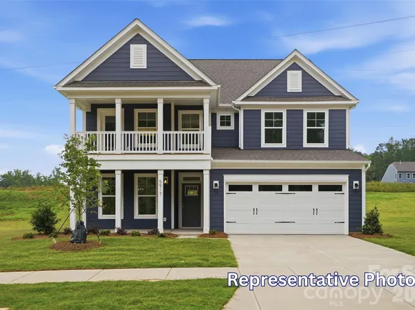 1402 Ardmore Dr, Sherrills Ford, NC 28673