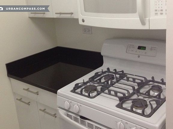 4th image of 330 E 38th St APT 18N