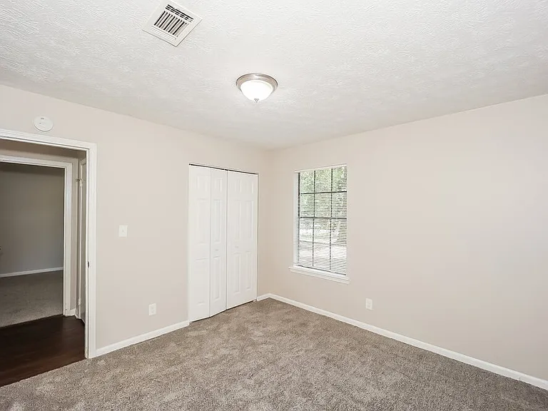 67 Burnham Cir — Photo 14