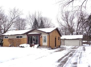 815 Coolidge Dr, Midland, MI
