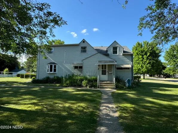 811 E Huron Ave, Milbank, SD 57252