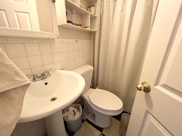 86 Hammond St #3 — Photo 5
