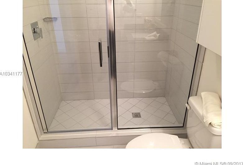 1st image of 999 SW 1st Ave APT 2902