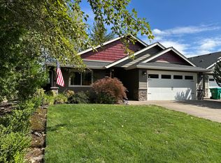 2882 Esther Ln, Grants Pass, OR 97527