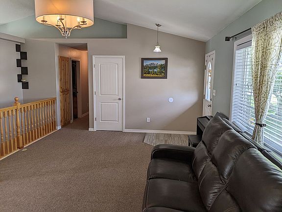 5th image of 1491 N Avon Ln