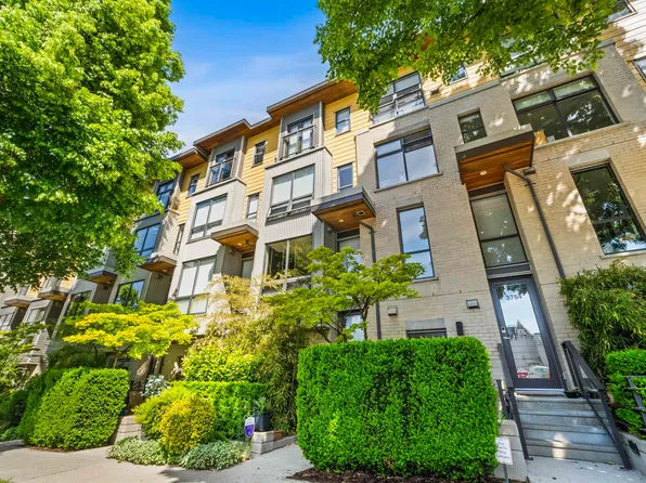 3750 Commercial St, Vancouver, BC V5N 4G2