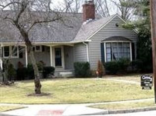 301 S Woodstock Dr, Cherry Hill, NJ 08034