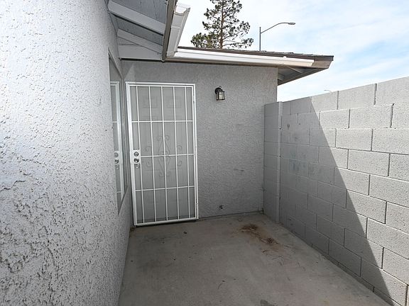 4th image of 2334 N Lamb Blvd APT A