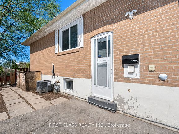 2nd image of 49 Longford Dr #Basement