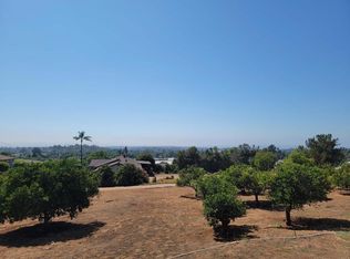 2220 Edgehill Rd, Vista, CA 92084