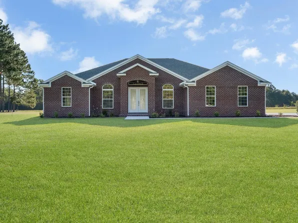 200 Quail Roost Dr, Quincy, FL 32352