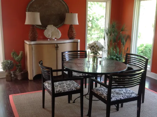 1514 Bedford Rd, Charleston, WV 25314