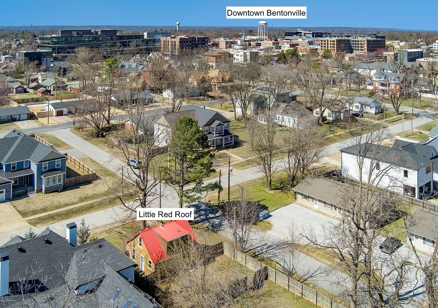 Little Red Roof-1/2 mi to Downtown-Along Bike Trail — Photo 3