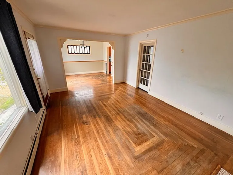 1438 Sherman Ave — Photo 6