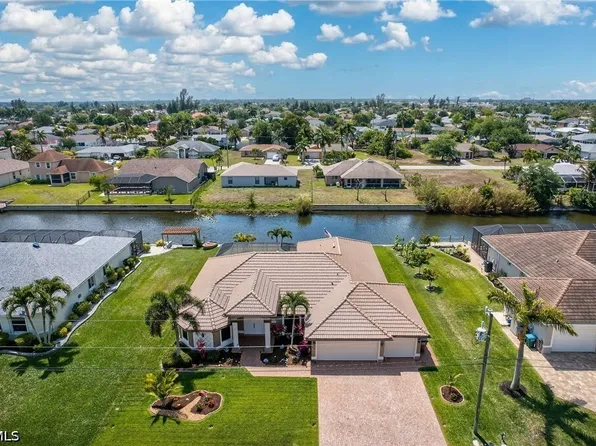 154 SE 21st Ter, Cape Coral, FL 33990