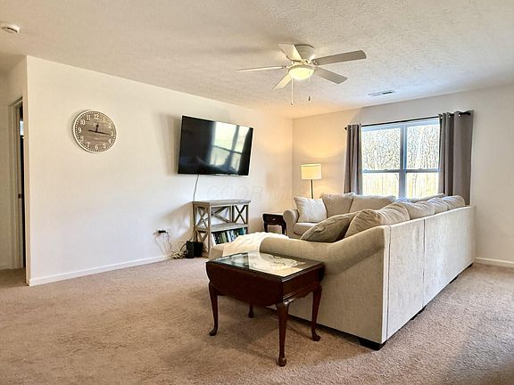 4th image of 543 Wingate Pl N