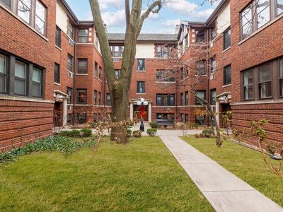 819 Lake St APT 3W, Oak Park, IL, 60301