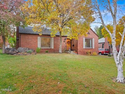 216 N 25th Ave, Yakima, WA, 98902