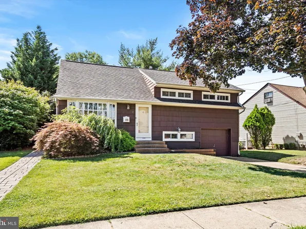 17 Beaumont Rd, Hamilton, NJ 08620