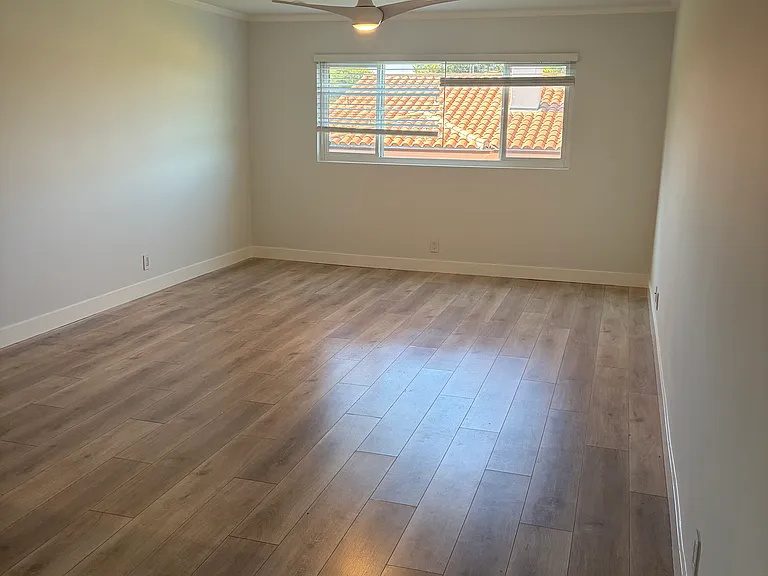 1200 Manhattan Beach Blvd #L — Photo 2
