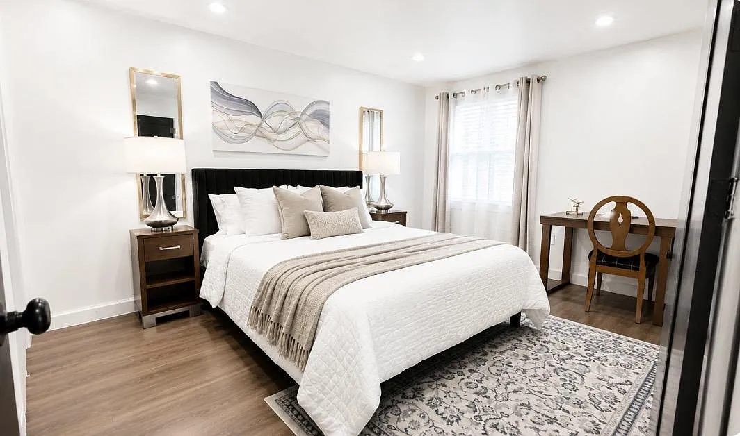 4 bed, 2.5 bath, 1645 sqft, $3,413 — Photo 1