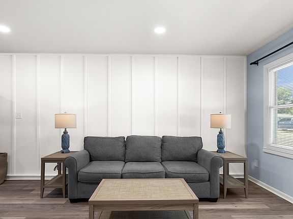 5th image of 4215 Peachtree Ave