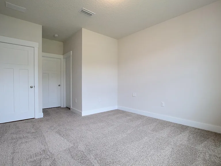 416 Pemberton Ln — Photo 11