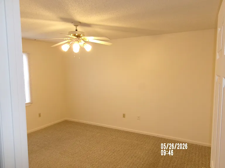 725 9th Ave NE #725 — Photo 14