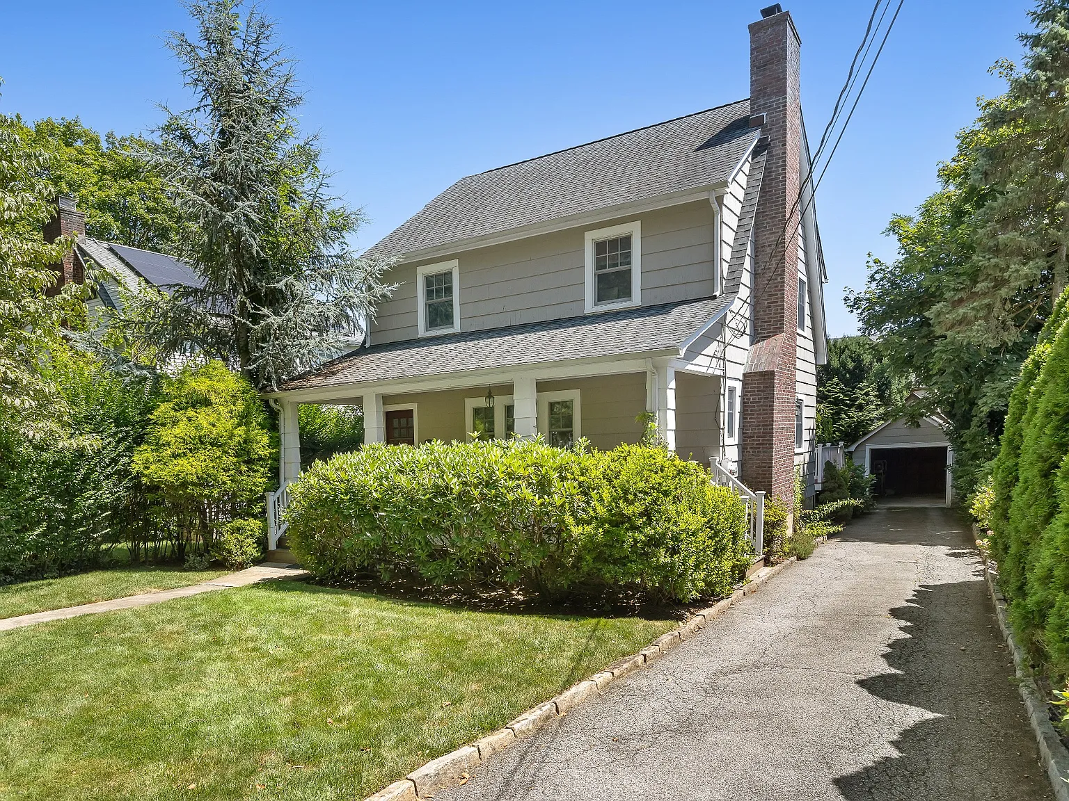 3 bed, 2.5 bath, 1965 sqft, $7,000 — Photo 2