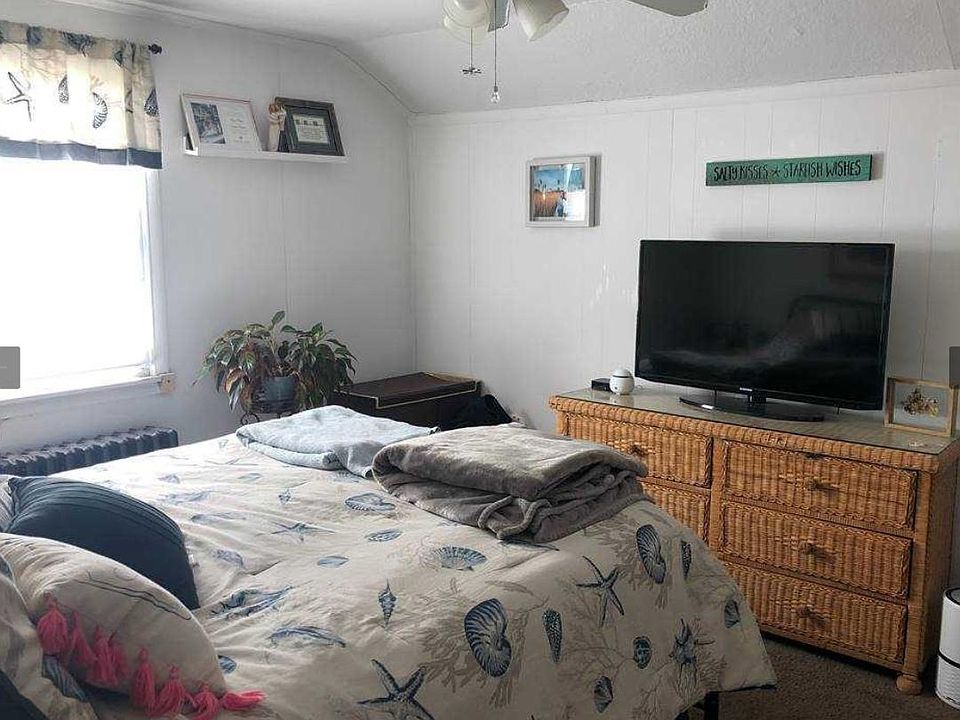 1st image of 27 Malone Ave