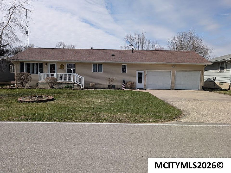 1st image of 413 1st St N