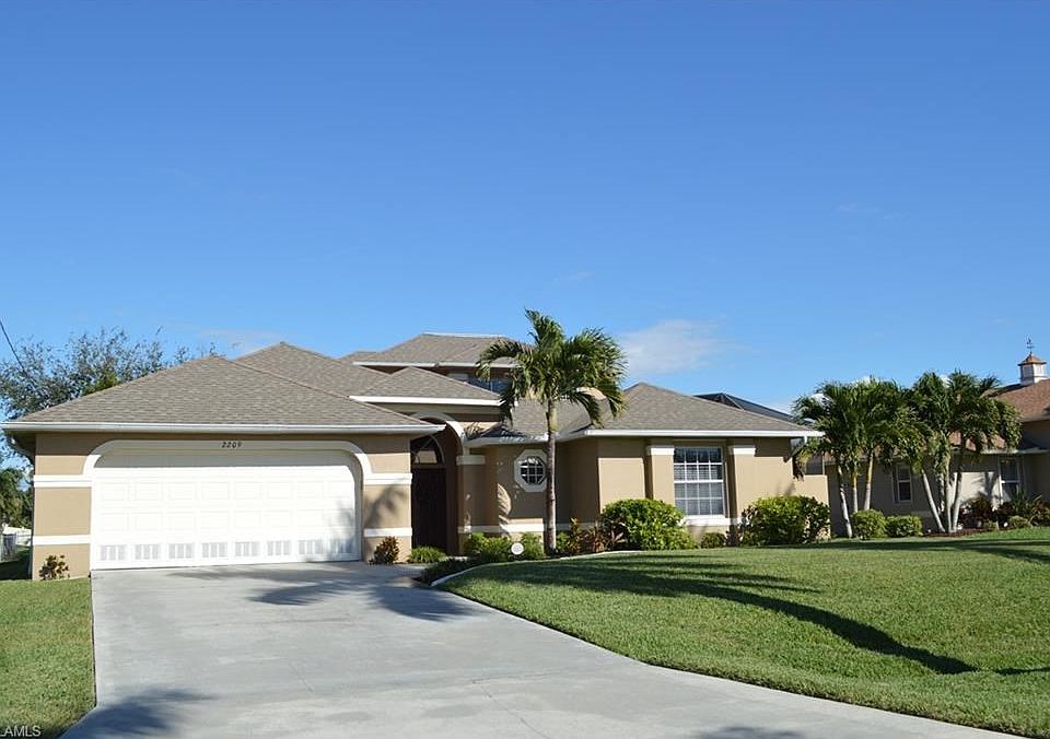 1st image of 2209 SW 44th Ter