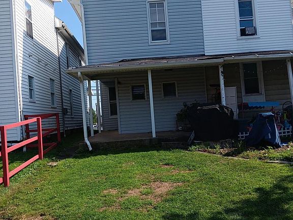 3rd image of 2128 Market St