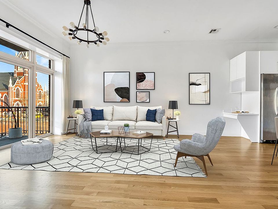 1st image of 51 Woodhull St APT 3R