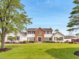 500 Thornberry Trl, North Lima, OH 44452