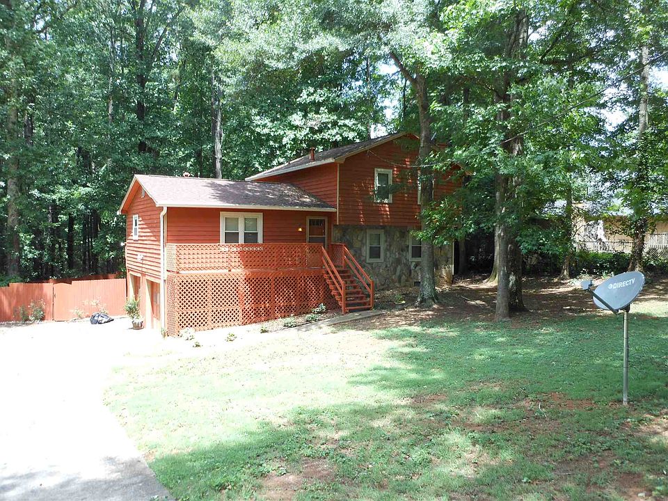 1st image of 492 Aberdeen Dr #0