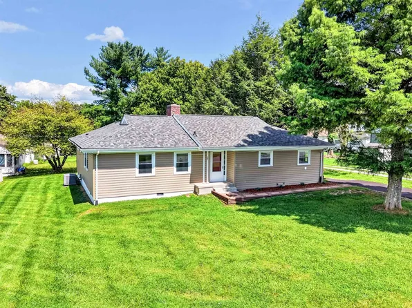 203 Taylor St, Radford, VA 24141
