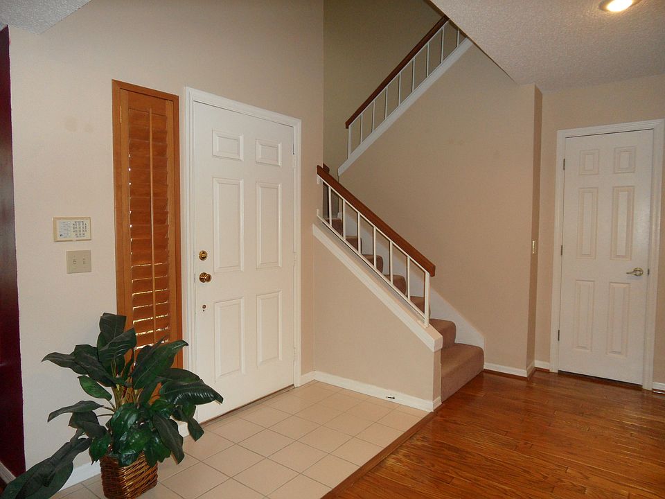 1st image of 251 New Waterford Pl