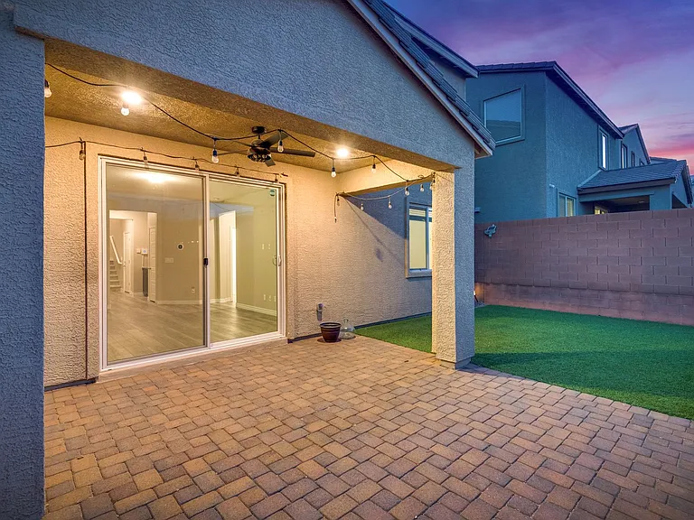 10764 Maltese Falcon Ave — Photo 19