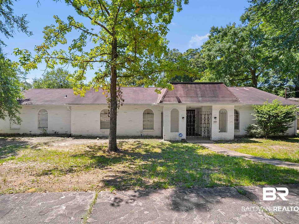 1st image of 5559 Woodside Dr N