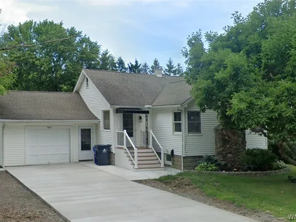 5064 Fairgrounds Rd, Hamburg, NY 14075