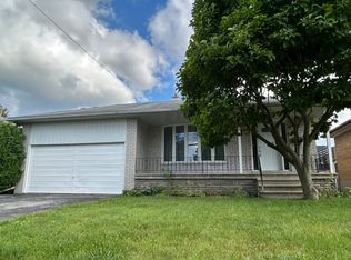 21 Kingsview Blvd, Toronto, ON M9R1T5