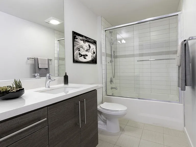 Seventh West Apartments — Photo 11