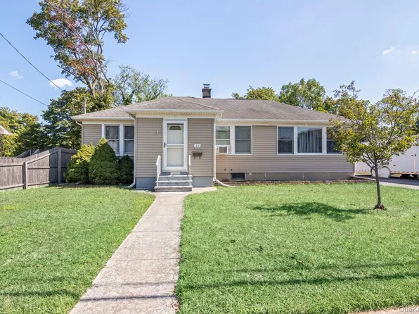 1333 Richland Boulevard, Bay Shore, NY 11706
