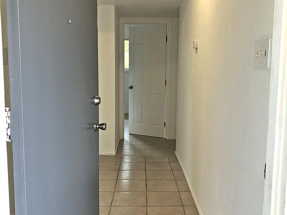 2nd image of 2760 Calle Anna Jean Unit A